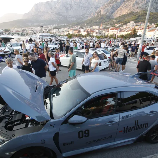 U nedjelju, 2. kolovoza, privremeno zatvaranje dijela rive zbog održavanja manifestacije Makarska Car Show