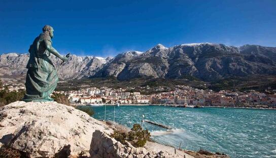 Sretan Uskrs želi Vam Grad Makarska!