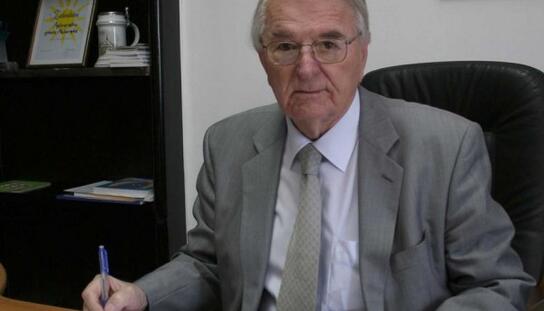 Grad Makarska:  Danas u gradskoj vijećnici komemorativni skup povodom smrti bivšeg gradonačelnika Ante Novaka