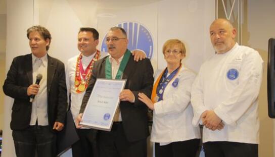 „Biser mora 2016“: Gradonačelniku Tonćiju Biliću uručena titula viteza kulinarstva