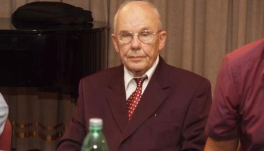 Matica hrvatska Makarska: Predstavljanje knjige haiku poezije „Smokvin list“ Luke Tomića