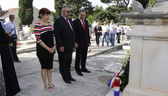 U Makarskoj svečano obilježen Dan antifašizma: Borba protiv sila zla nije bila ni idejno ni ideologijsko, već duboko ljudsko opredjeljenje