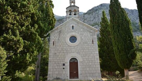 Župa sv. Marka od Grada Makarske dobila 28.000 kuna za nove prozore na crkvi sv. Ante