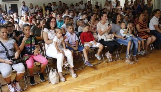 Novi početak: U dvije makarske osnovne škole 164 prvašića