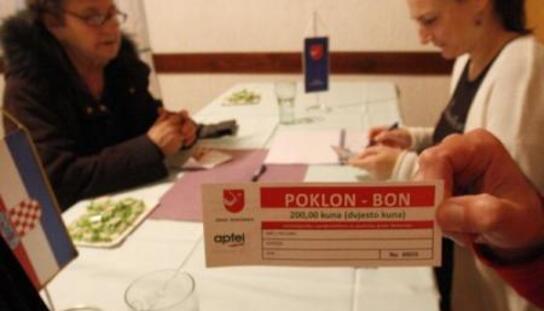 Božićnice za umirovljenike: Podjela poklon bonova od ponedjeljka 19. prosinca u prostorijama Matice umirovljenika na Marineti