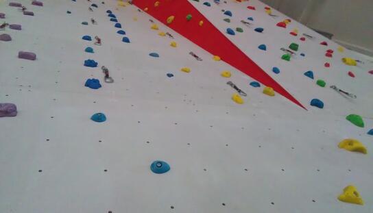 Novost u ponudi Gradskog sportskog centara Makarska: Otvaranje Umjetne stijene Makarska 19. siječnja u 18 sati