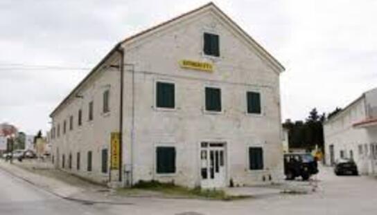 Djelatnici HEP-a uz pomoć Grada uspješno završili radove: Zgrada bivše Metaplastike dobila struju