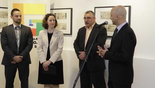 Ministrica kulture RH Nina Obuljen Koržinek otvorila izložbu originalnih crteža Andrije Maurovića ‘Stari Mačak pod Biokovom’: Makarski festival stripa je veliki događaj za hrvatsku i svjetsku kulturu