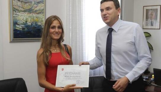 Gradonačelnik Jure Brkan upriličio svečani prijam za atletičarku Klaru Andrijašević, seniorsku prvakinju Hrvatske
