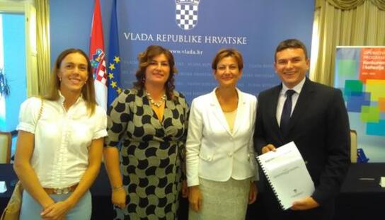 Gradonačelnik Jure Brkan potpisao ugovor o dodjeli bespovratnih sredstava: 12, 5 milijuna kuna za revitalizaciju zaseoka Kotišina
