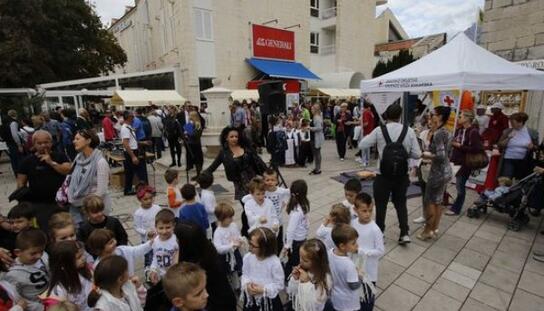 Grad Makarska poziva zainteresirane: Prijavite se za sudjelovanje u programu obilježavanja Dana Grada