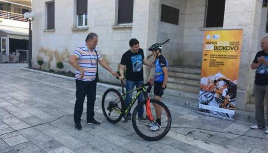 Međunarodni biciklistički uspon na Bikovo: Slovenac Robert Kralj pobjednik, član BK Makarska Ivan Okmažić drugi