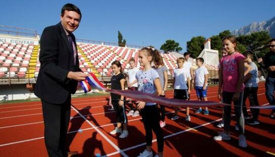 Gradski sportski centar: Nakon 28 godina Makarska dobila novu atletsku stazu