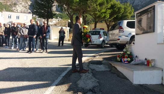 U organizaciji Udruge 156. brigade HV-a: Vijenci s cvijećem u spomen na 27. obljetnicu smrti Mate Vladića