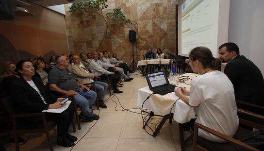 Zašto je važno održivo gospodarenje otpadom: Održana prva tribina u sklopu edukativne kampanje Grada Makarske ''Skupi, složi, savjesno odloži''