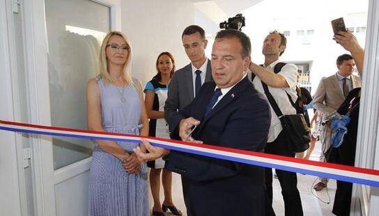 Ministar zdravstva Vili Beroš svečano otvorio novu hemodijalizu u makarskom Domu zdravlja