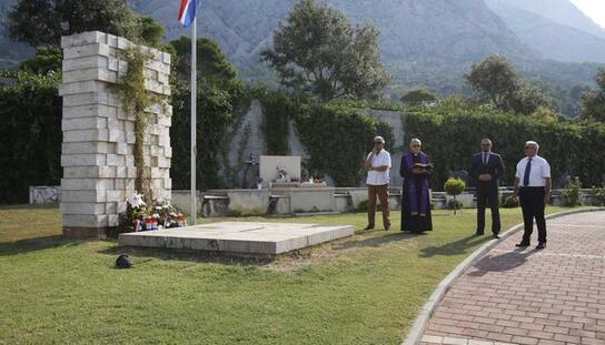 U subotu  31. listopada: Posljednji ispraćaj žrtava Drugog svjetskog rata i poraća na Gradskom groblju Sv. Križa u Makarskoj