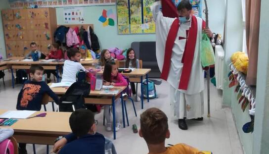 Grad Makarska: Tradicionalni pokloni za djecu u povodu blagdana Svetog Nikole