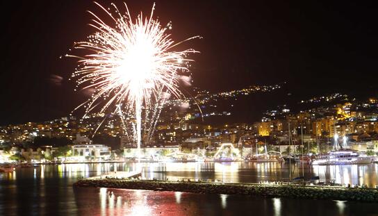 Nebo nad Makarskom zasjalo u povodu obljetnice ‘Oluje‘